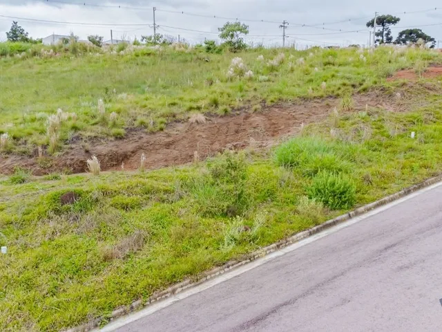 Terreno à venda, no bairro Jardim Orestes Thá em Quatro Barras