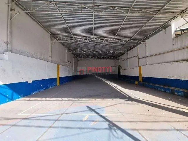 Terreno à venda ou para alugar, no bairro Jardim do Mar em São Bernardo do Campo