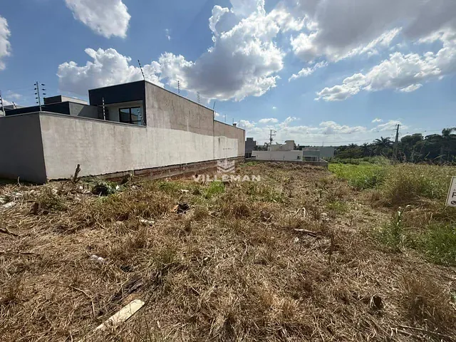 Terreno com 300m², à venda, no bairro Jardim Munique em Maringá