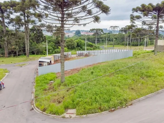 Terreno à venda, no bairro Jardim Orestes Thá em Quatro Barras