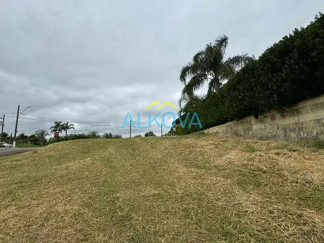 Terreno com 803m², à venda, no bairro Jardim Torrão de Ouro em São José dos Campos
