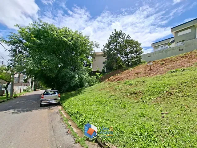 Terreno com 501m² 1 quarto e 1 banheiro, à venda, no bairro São Paulo II em Cotia