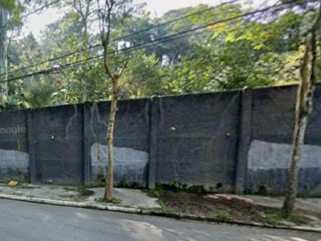 Terreno com 3100m², à venda, no bairro Jardim Petrópolis em São Paulo
