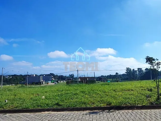 Terreno com 200m², à venda, no bairro Piracangaguá em Taubaté