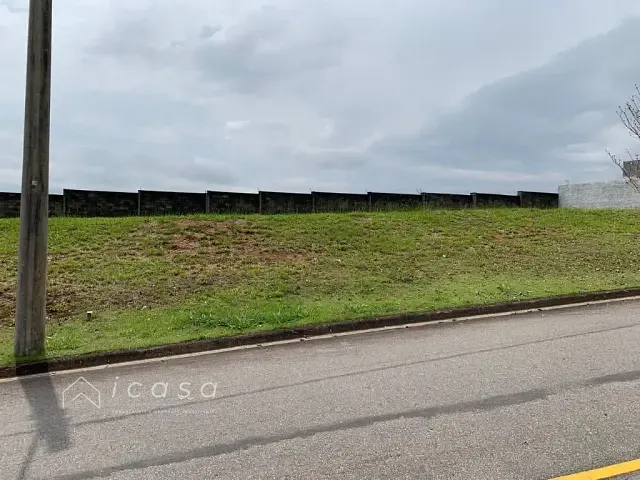 Terreno com 360m², à venda, no bairro Tijuco Preto em Caçapava