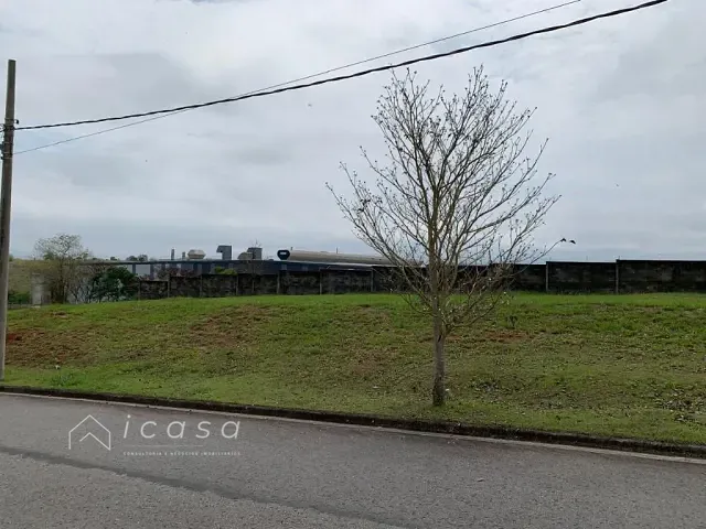 Terreno com 360m², à venda, no bairro Tijuco Preto em Caçapava