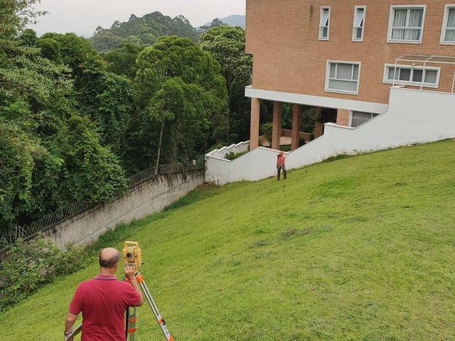 Terreno com 737m², à venda, no bairro Paiol Velho em Santana de Parnaíba