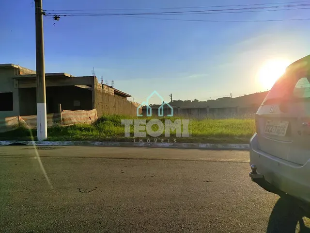 Terreno com 250m², à venda, no bairro Vale dos Cristais em Taubaté