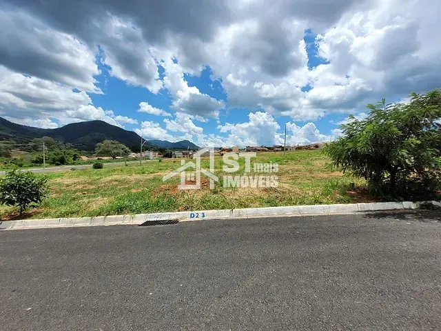 Terreno com 200m², à venda, no bairro Jardim Lima em Andradas