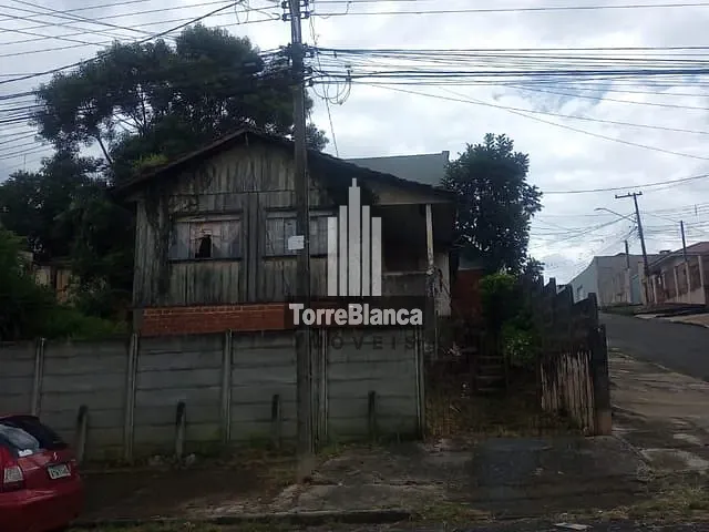 Terreno com 231m², à venda, no bairro Uvaranas em Ponta Grossa