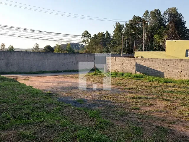 Terreno com 303m², à venda, no bairro Maracanã em Jarinu