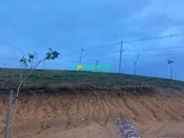 Terreno com 330m², à venda, no bairro Urbanova em São José dos Campos