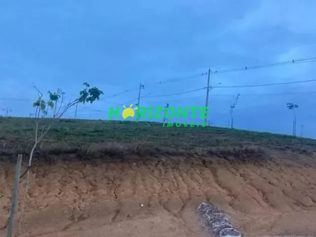 Terreno com 330m², à venda, no bairro Urbanova em São José dos Campos