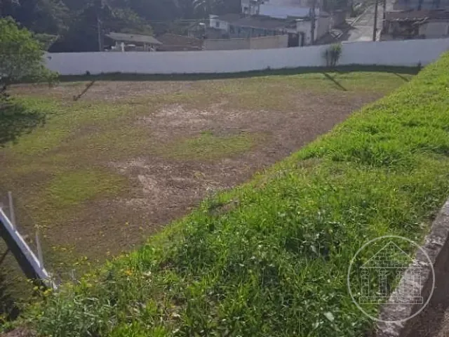 Terreno com 3305m², à venda, no bairro Cipó em Embu-Guaçu