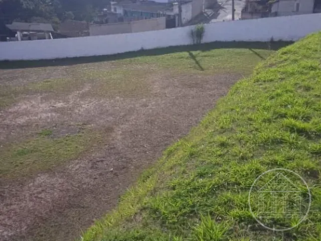 Terreno com 3305m², à venda, no bairro Cipó em Embu-Guaçu