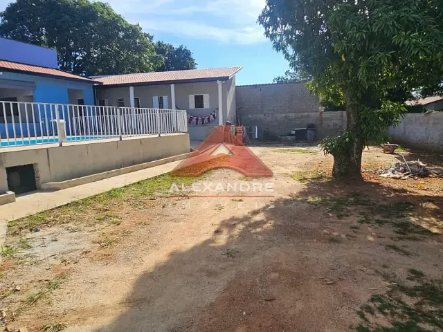 Chácara com 702m² 2 quartos e 4 banheiros, à venda, no bairro Primavera I em São José dos Campos