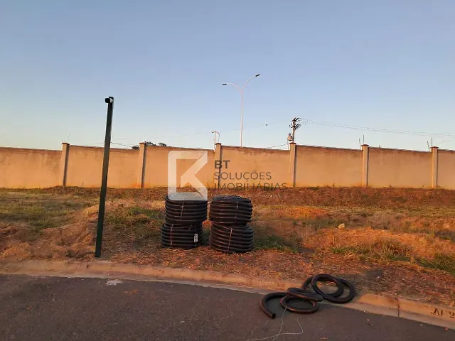 Terreno com 414m², à venda, no bairro Jardim Casablanca em Indaiatuba