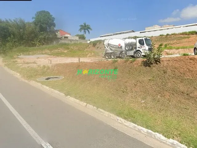 Terreno com 2719m², à venda, no bairro Jardim das Flores em São José dos Campos