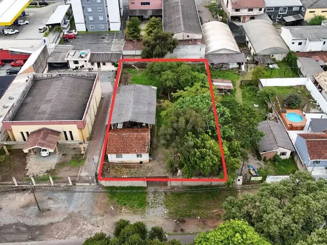 Terreno à venda, no bairro Cajuru em Curitiba