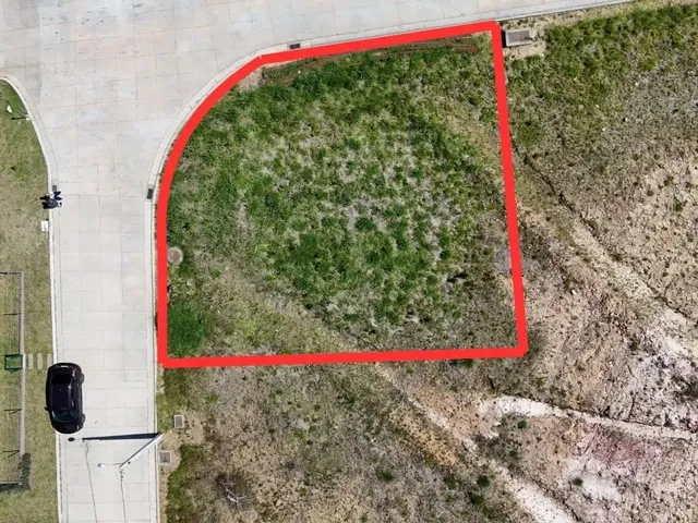 Terreno à venda, no bairro Vila Rivabem em Campo Largo