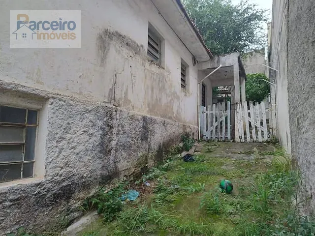 Terreno com 300m², à venda, no bairro Cidade Patriarca em São Paulo