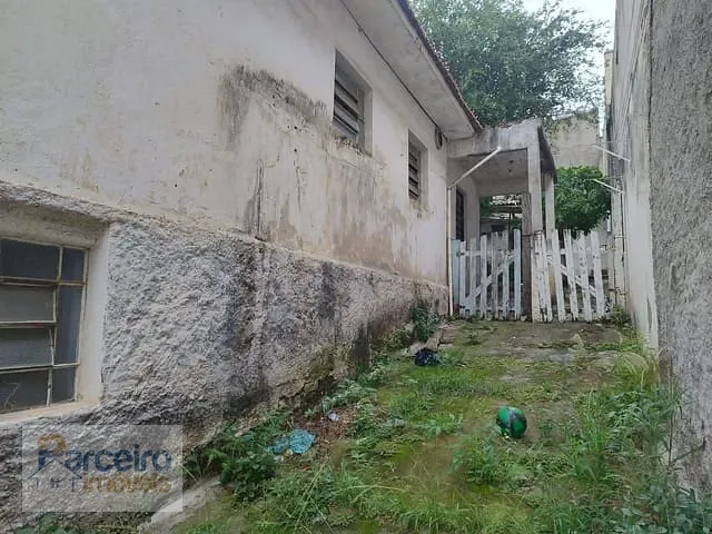 Terreno com 300m², à venda, no bairro Cidade Patriarca em São Paulo