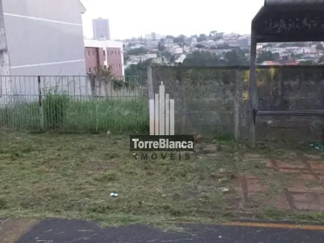 Terreno com 360m², à venda, no bairro Uvaranas em Ponta Grossa