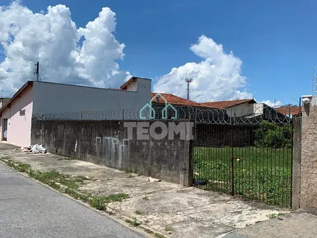 Terreno com 464m², à venda, no bairro Parque São Luís em Taubaté