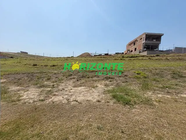 Terreno com 332m², à venda, no bairro Urbanova em São José dos Campos