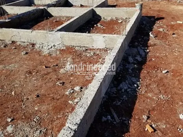 Terreno com 200m², à venda, no bairro Residencial Abussafe em Londrina