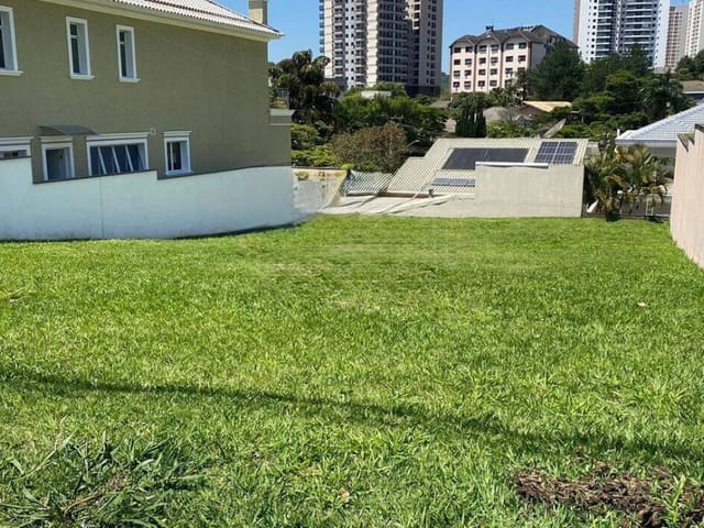 Terreno com 501m², à venda, no bairro Alphaville Residencial Plus em Barueri