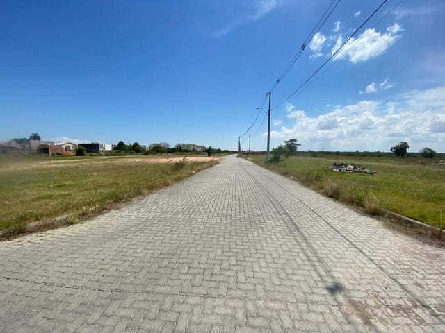 Terreno com 267m², à venda, no bairro Centro em Pelotas