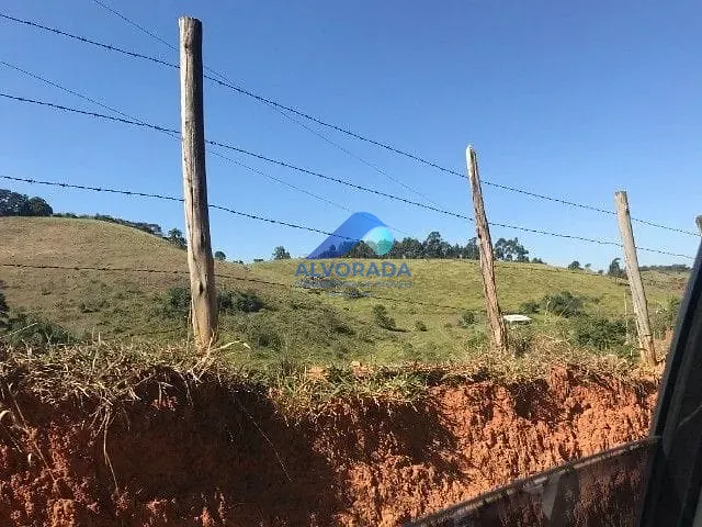 Terreno com 150000m², à venda, no bairro Canaã em Jambeiro