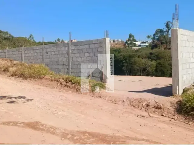 Terreno com 600m², à venda, no bairro Estância Marília em Jarinu