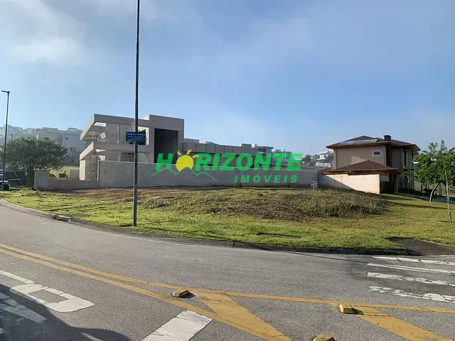 Terreno com 660m², à venda, no bairro Urbanova em São José dos Campos