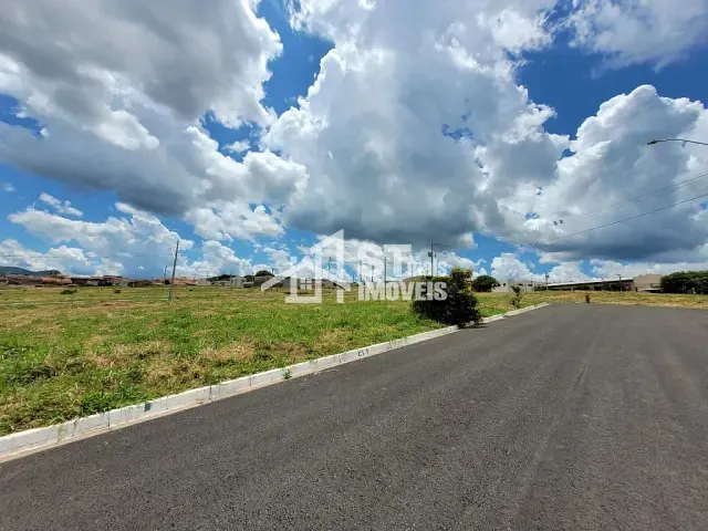 Terreno com 200m², à venda, no bairro Jardim Lima em Andradas
