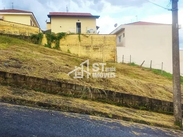 Terreno com 300m², à venda, no bairro Jardim Mantiqueira em Andradas