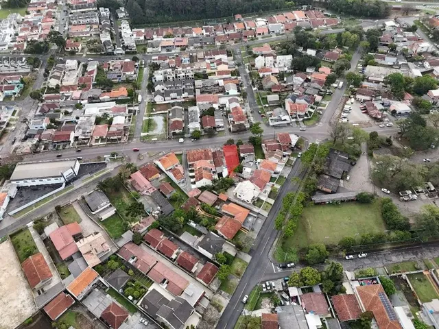 Terreno à venda, no bairro Santa Felicidade em Curitiba