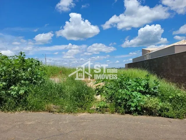 Terreno com 250m², à venda, no bairro Centro em Andradas