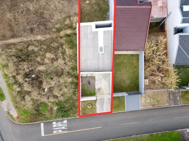 Terreno à venda, no bairro Pilarzinho em Curitiba