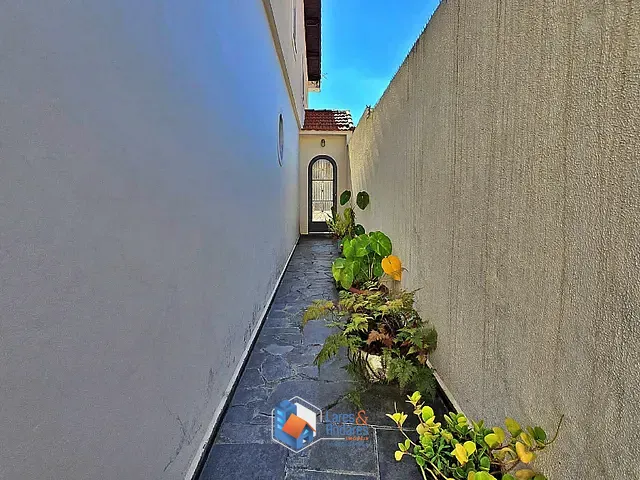Terreno com 333m² 1 quarto e 1 banheiro, à venda, no bairro Vila Campo Grande em São Paulo