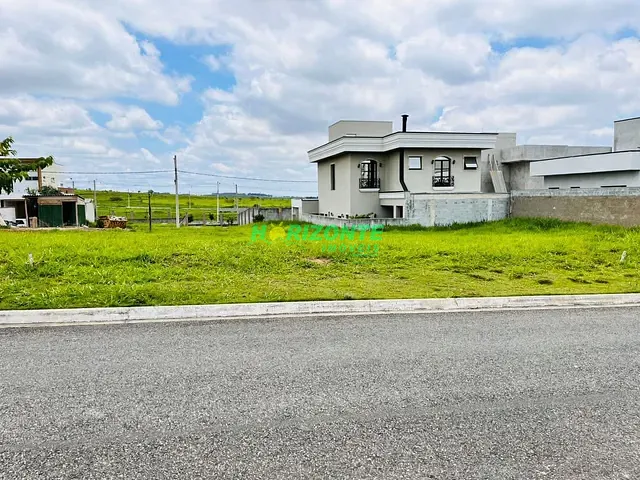 Terreno com 252m², à venda, no bairro Recanto dos Eucaliptos em São José dos Campos