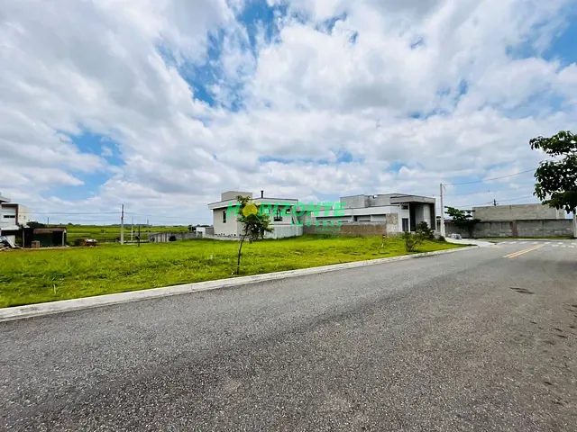 Terreno com 252m², à venda, no bairro Recanto dos Eucaliptos em São José dos Campos