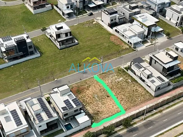 Terreno com 275m², à venda, no bairro Recanto dos Eucaliptos em São José dos Campos