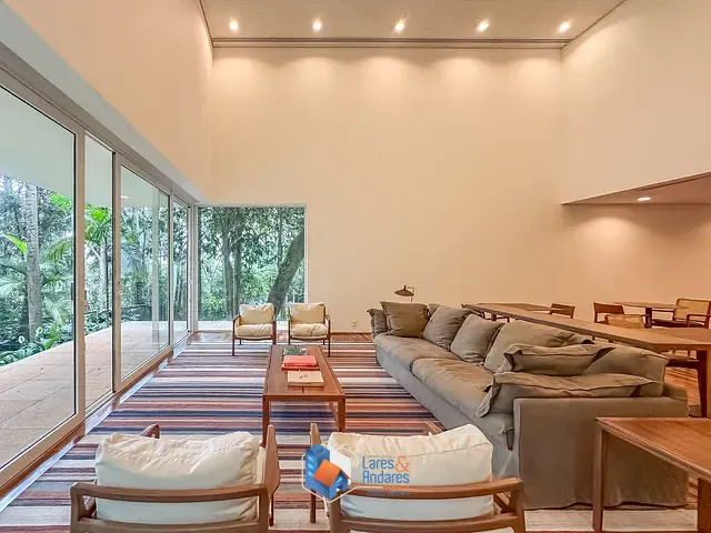 Terreno com 663m² 1 quarto e 1 banheiro, à venda, no bairro Chácara Flora em São Paulo