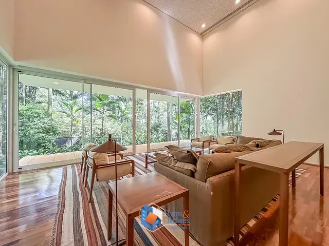 Terreno com 663m² 1 quarto e 1 banheiro, à venda, no bairro Chácara Flora em São Paulo