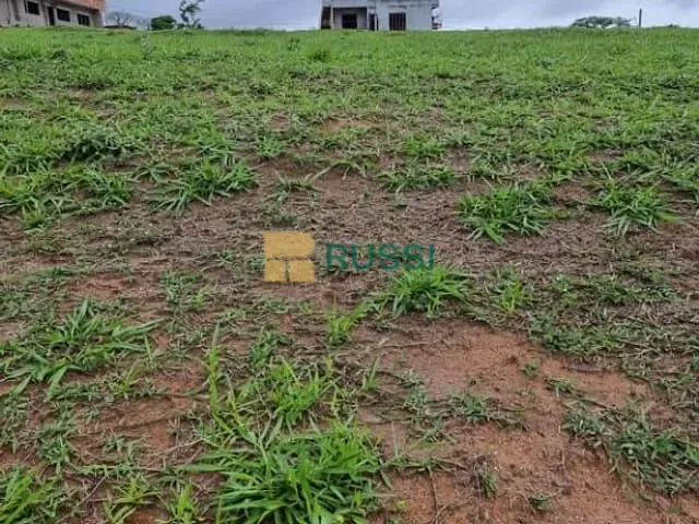 Terreno com 902m², à venda, no bairro Jardim Torrão de Ouro em São José dos Campos