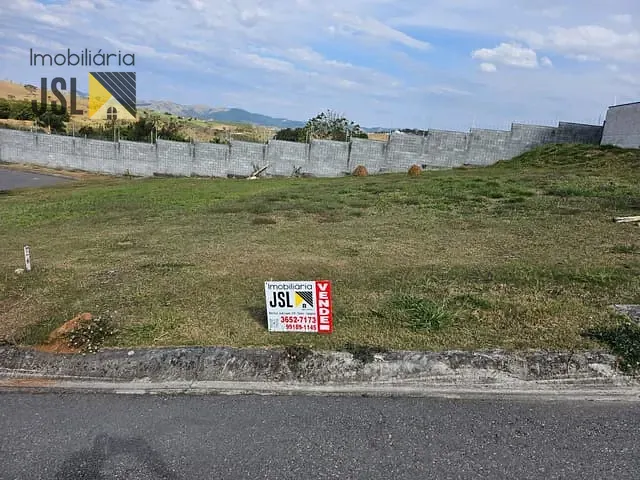 Terreno com 300m², à venda, no bairro Bairro Do Grama em Caçapava