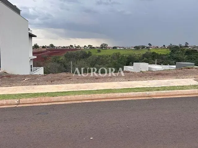 Terreno com 257m², à venda, no bairro Jardim Morumbi em Londrina
