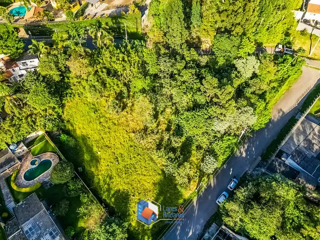 Terreno com 986m² 1 quarto e 1 banheiro, à venda, no bairro Três Montanhas em Osasco